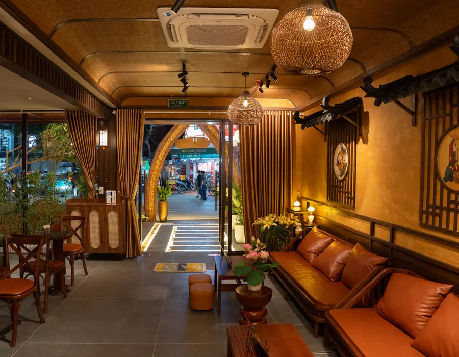 Lobby & lounge